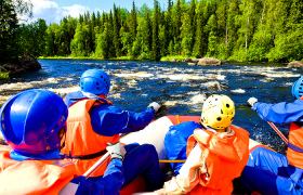 RAFTING NA RZECE