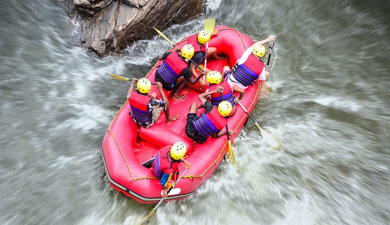 RAFTING NA RZECE - Wieczór Kawalerski