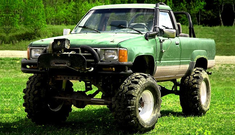 TERENÓWKI 4x4 - Wieczór Kawalerski